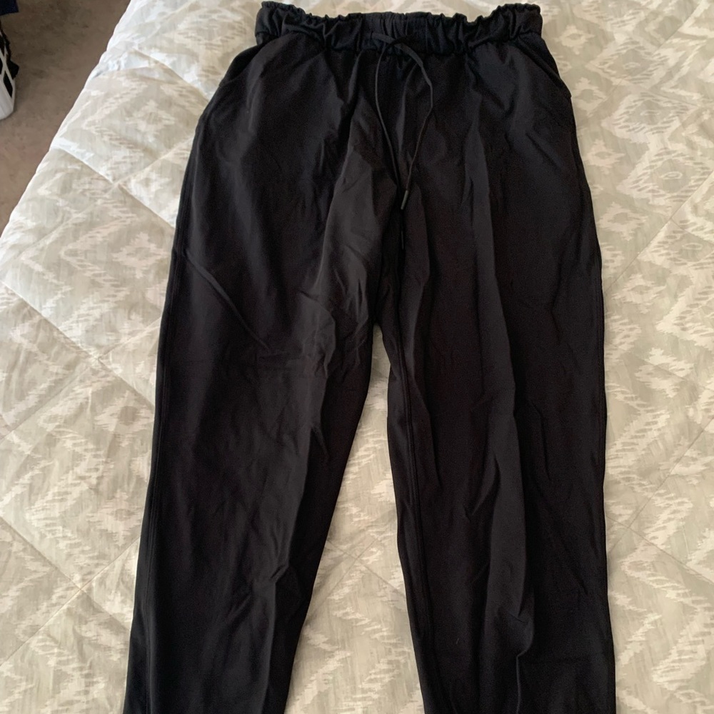 Women’s Lululemon Joggers